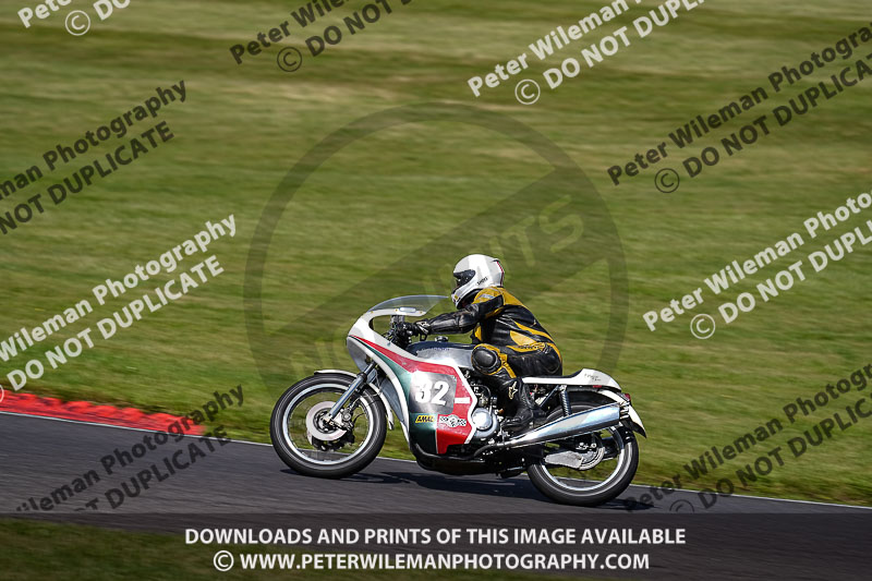 Vintage motorcycle club;eventdigitalimages;mallory park;mallory park trackday photographs;no limits trackdays;peter wileman photography;trackday digital images;trackday photos;vmcc festival 1000 bikes photographs